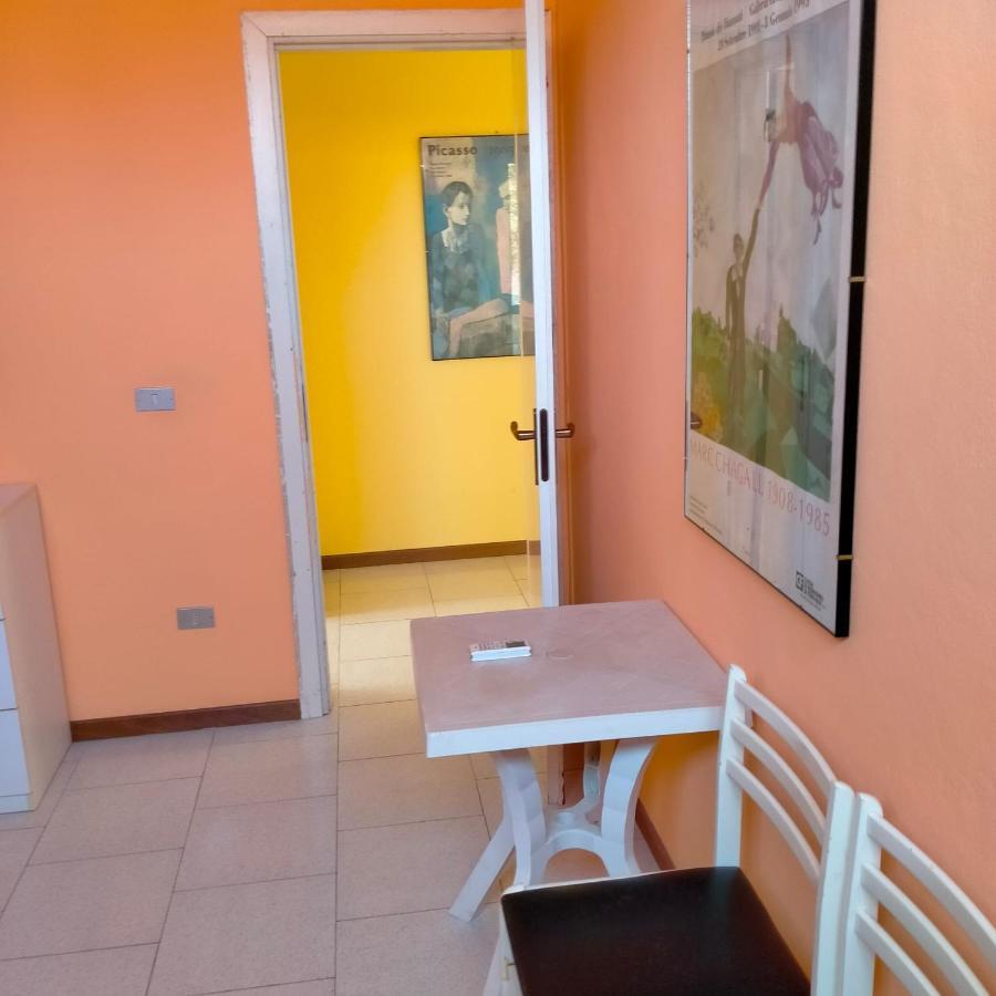 Апартаменти La Casa Vicino Al Parco Джуліанова Екстер'єр фото